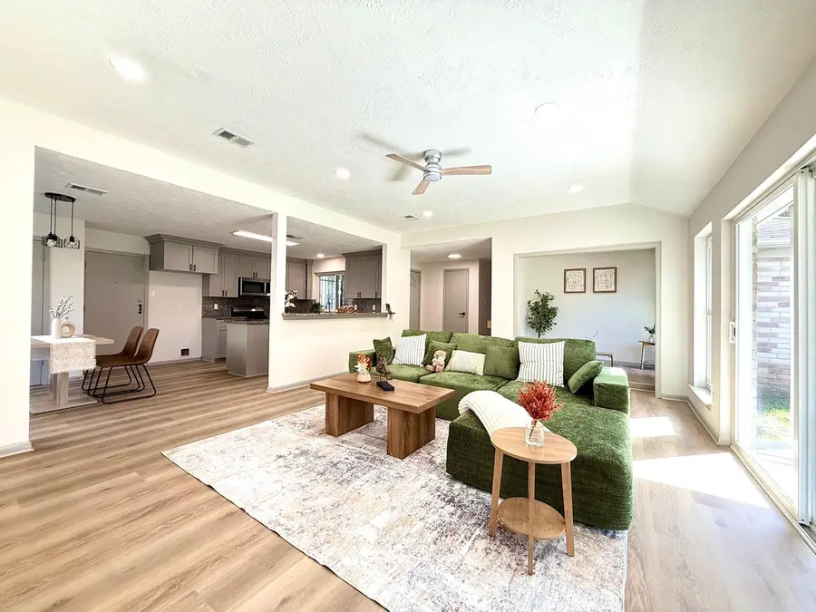3826 Manordale Drive, Houston, TX 77082 - #2