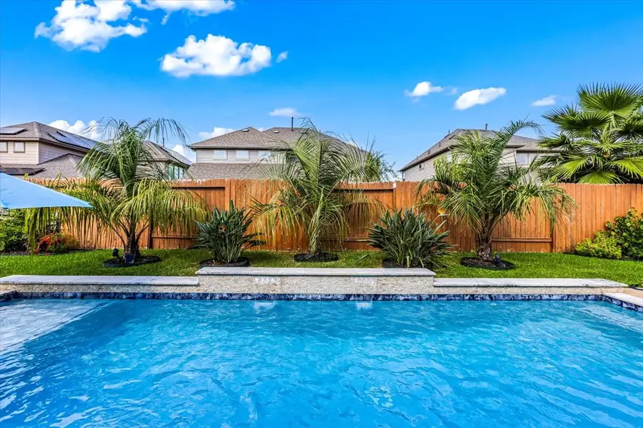 6318 Woodbend Drive, League City, TX 77573 - Image #2