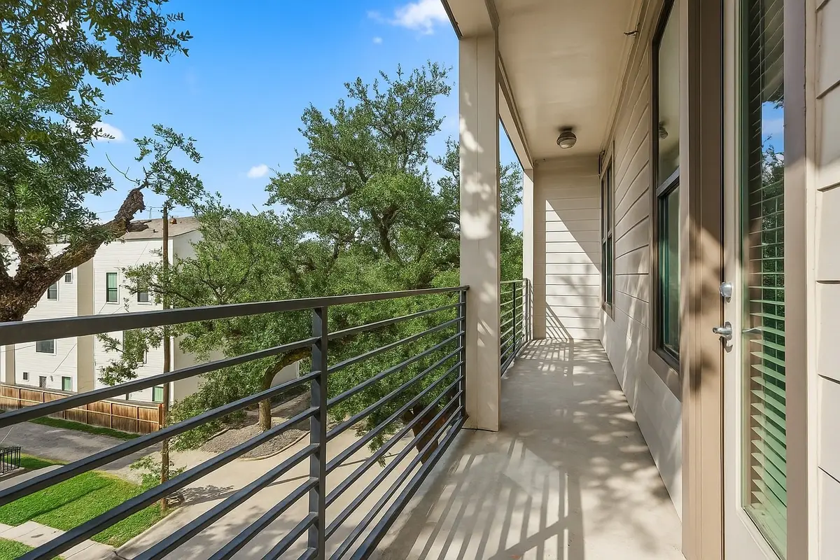 4509 Mount Vernon Street #29, Houston, TX 77006 - Image #1