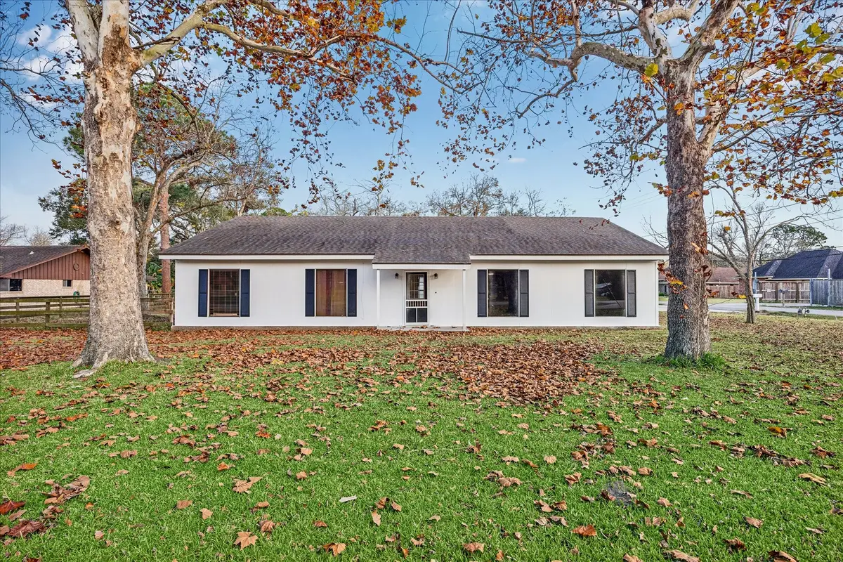 11910 11th Street, Santa Fe, TX 77510 - Image #1