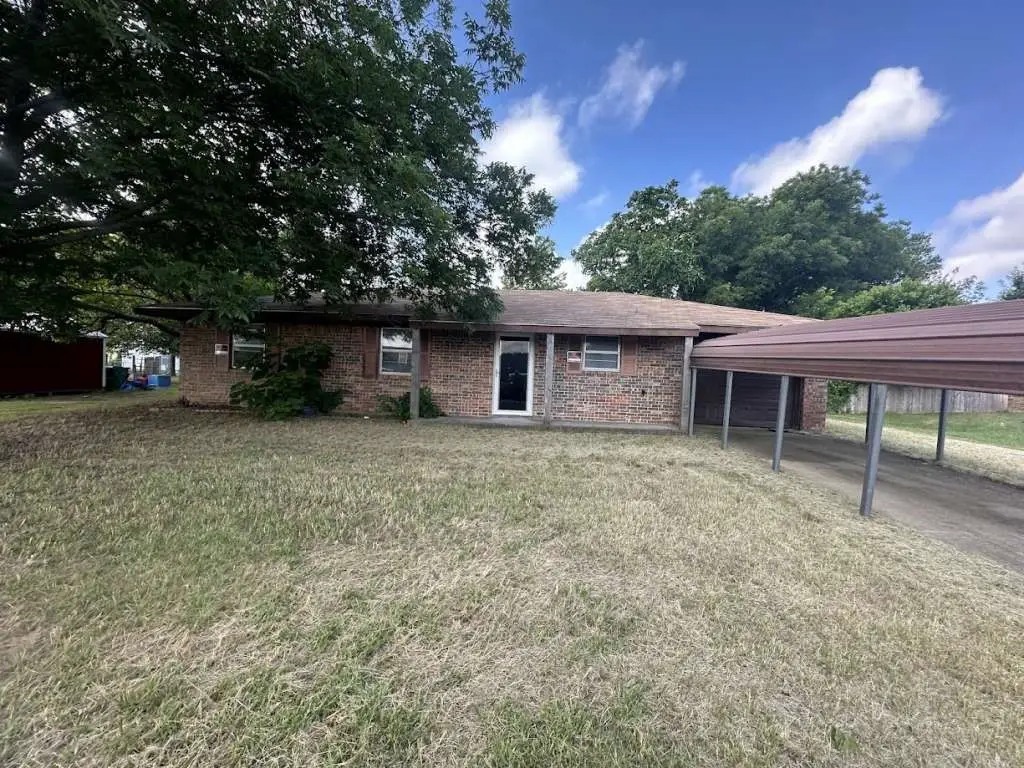 1504 Martha Street, Bowie, TX 76230 - #1