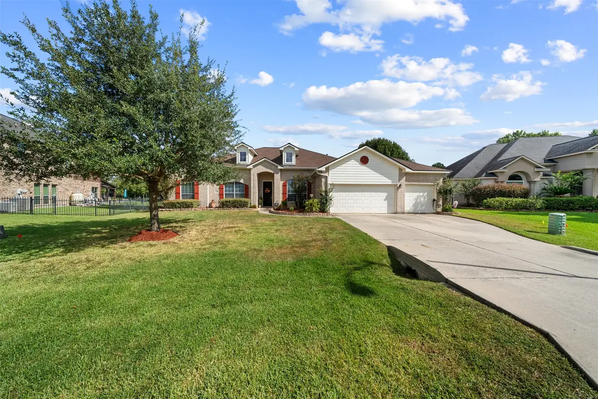 11106 S Country Club Green Drive, Tomball, TX 77375 - Image #1