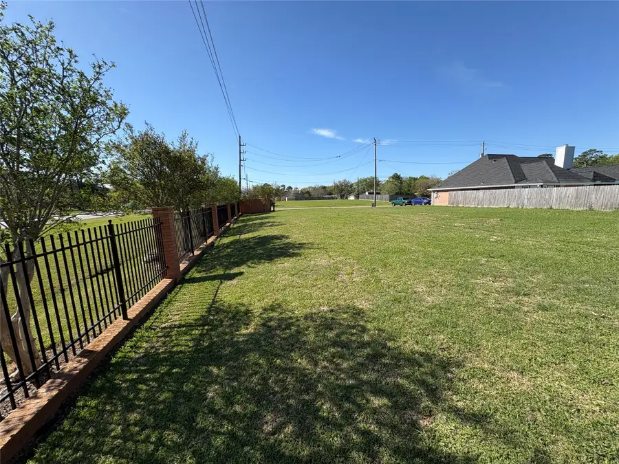702 Shady River Road, La Porte, TX 77571 - #2
