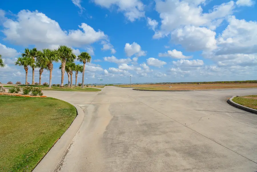 3036 Sandy Lane, Palacios, TX 77465 - #2