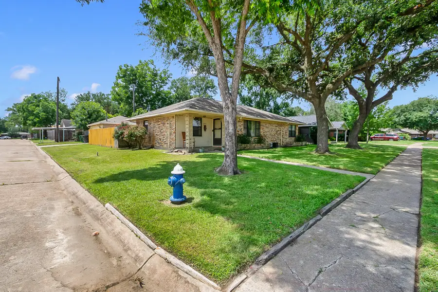 4923 Saxon Drive, Houston, TX 77092 - #3