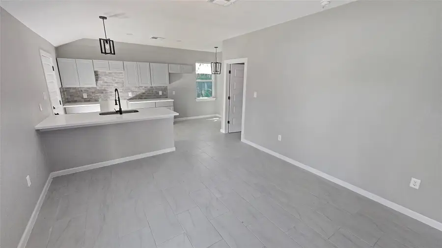 8454 Blankenship Drive, Houston, TX 77080 - Image #2