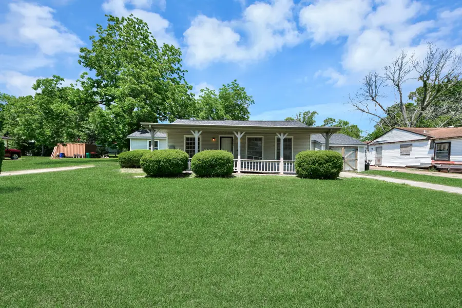 3603 Crosby Cedar Bayou Road, Baytown, TX 77521 - #2