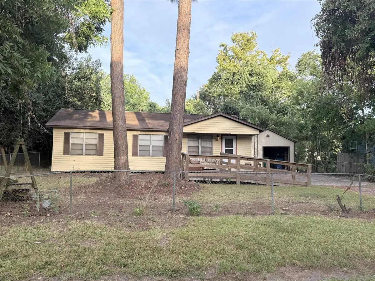 724 S Morgan Street, Angleton, TX 77515 - #1