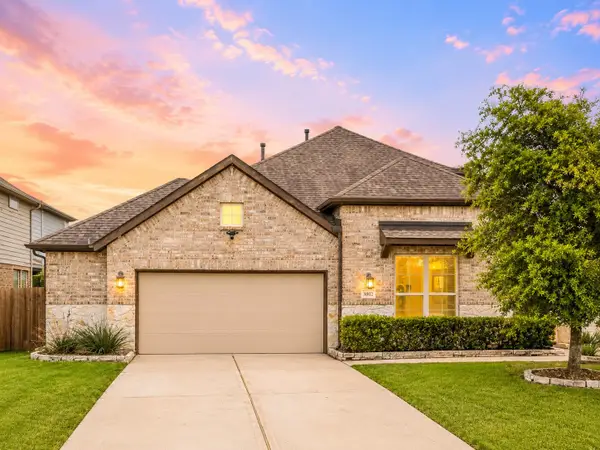 3002 Golden Honey Lane, Richmond, TX 77406