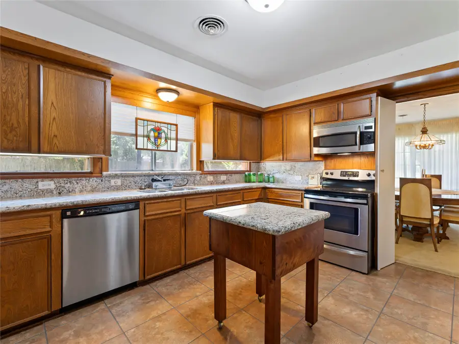 2721 Oak Drive, Bay City, TX 77414 - #2
