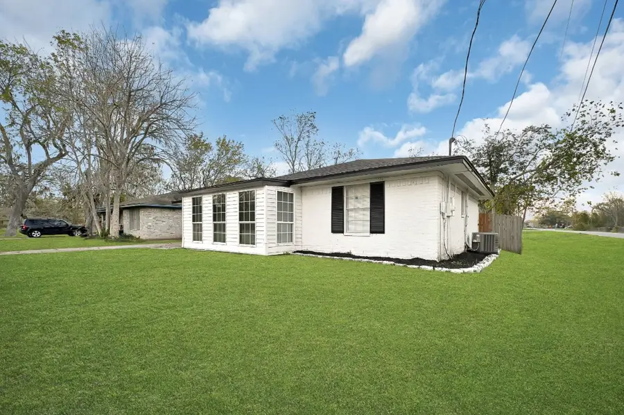 20310 County Road 510f, Brazoria, TX 77422 - Image #2