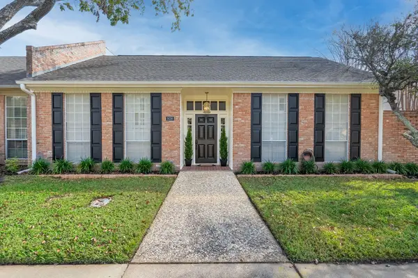 808 Dogwood Lane, Bryan, TX 77802