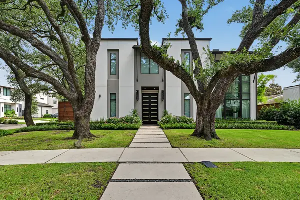 4028 Essex Lane, Houston, TX 77027