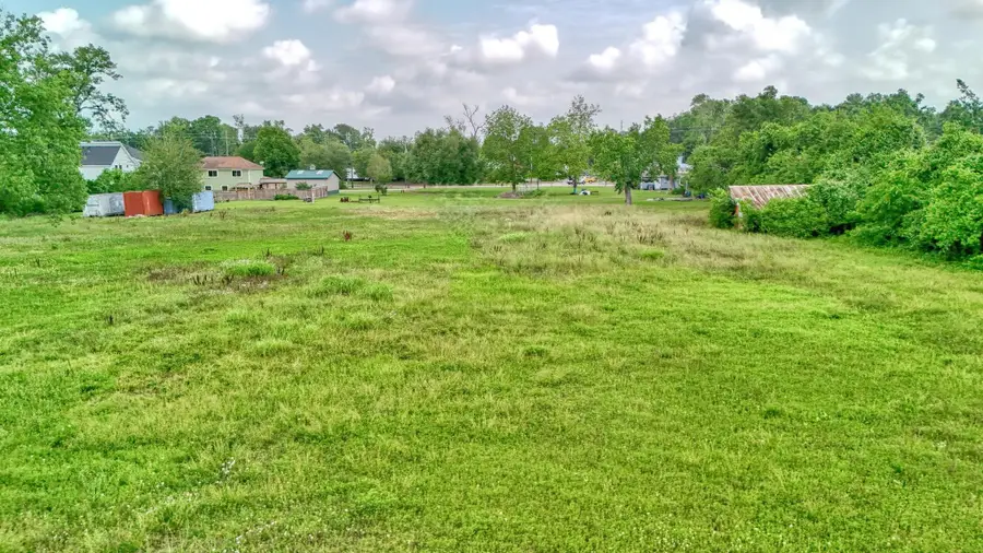 1821 S Victory Drive, Houston, TX 77088 - Image #2