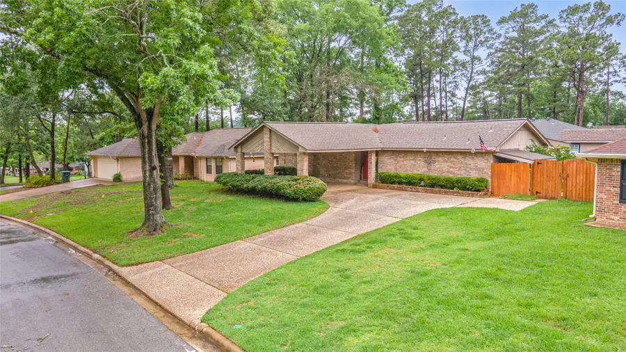 412 Burning Tree Drive, Huntsville, TX 77340 - #2