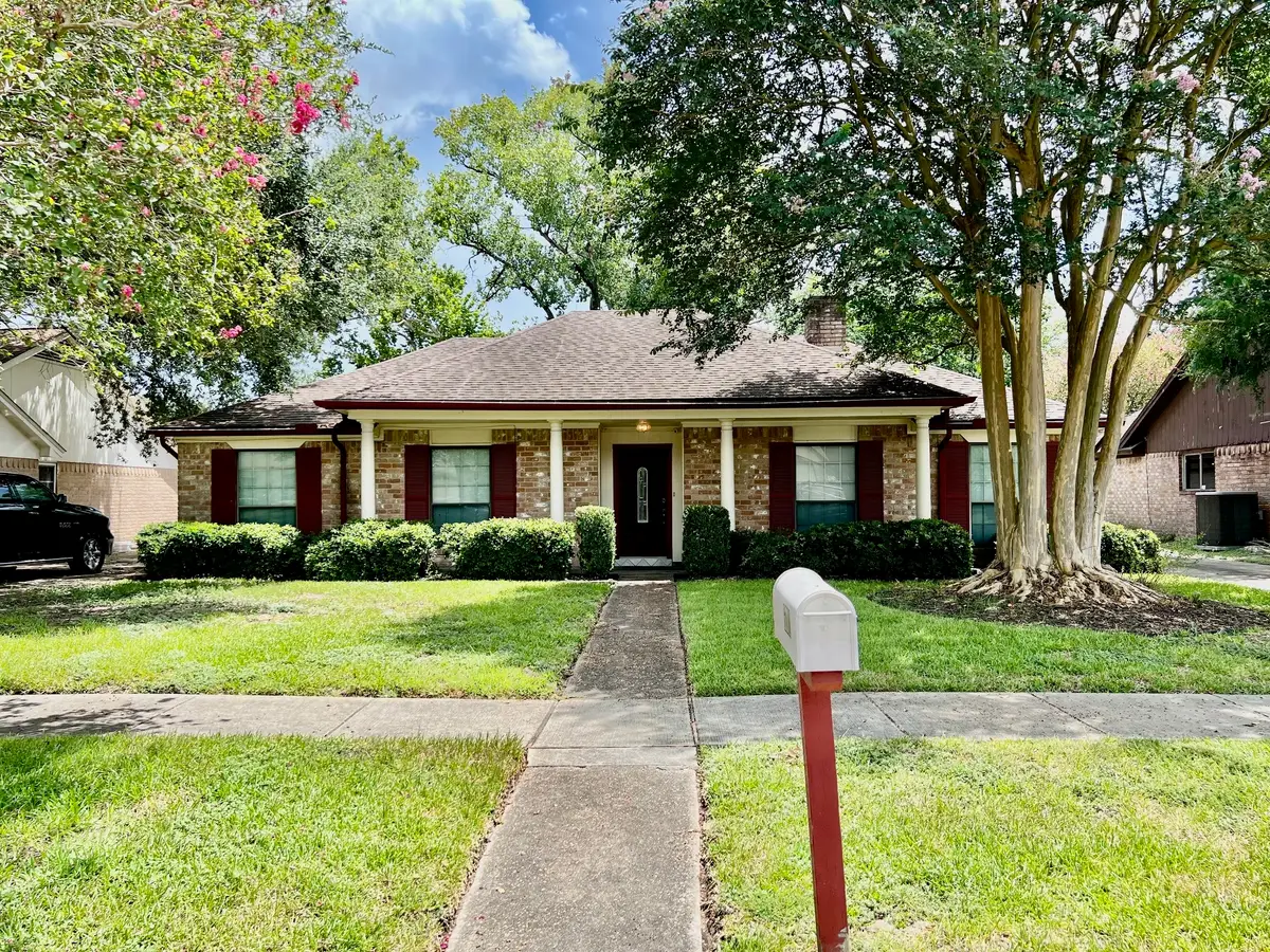 6011 Green Falls Drive, Houston, TX 77088 - Image #1