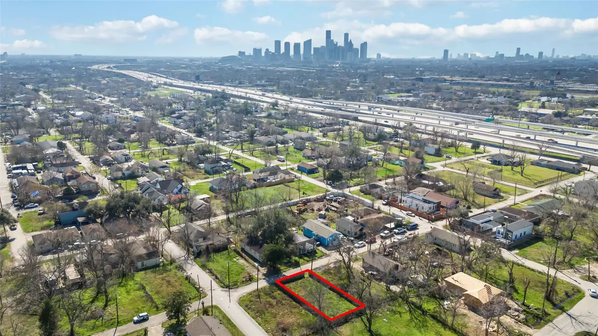 3213 Delia Street, Houston, TX 77026 - Image #1