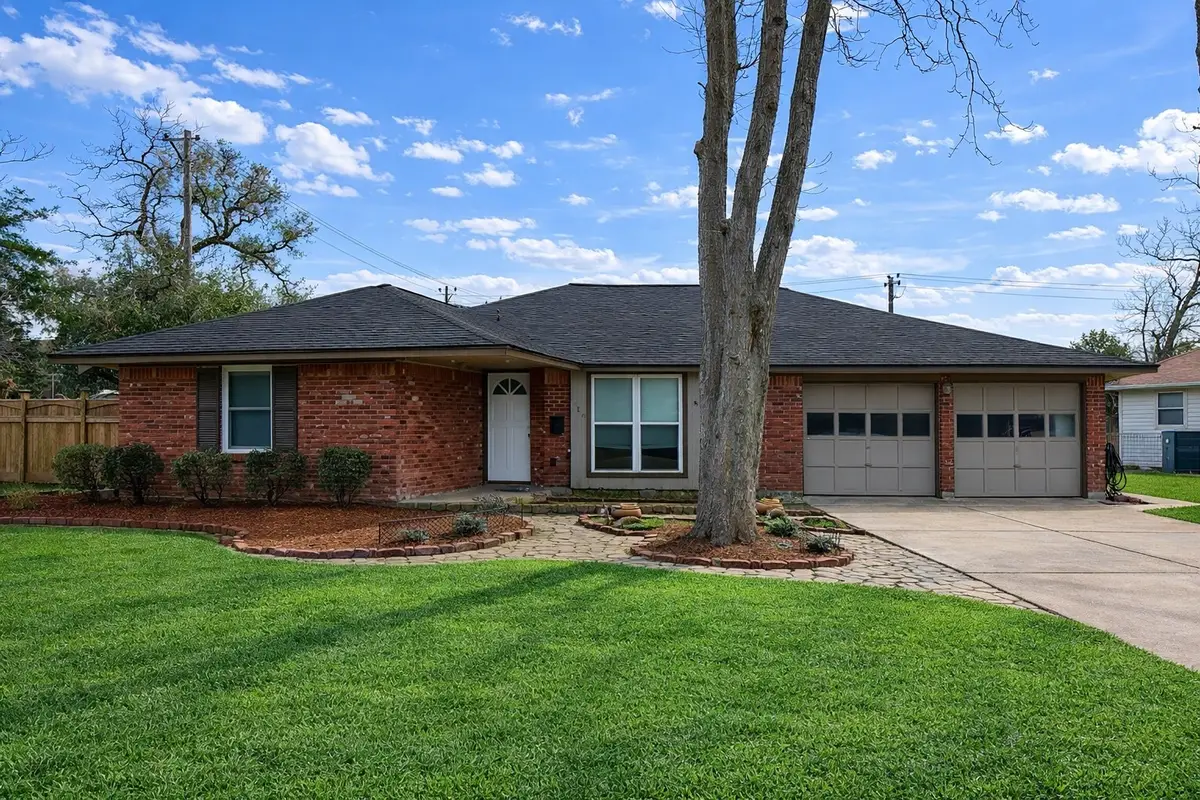 714 Center Way Street, Lake Jackson, TX 77566 - #1