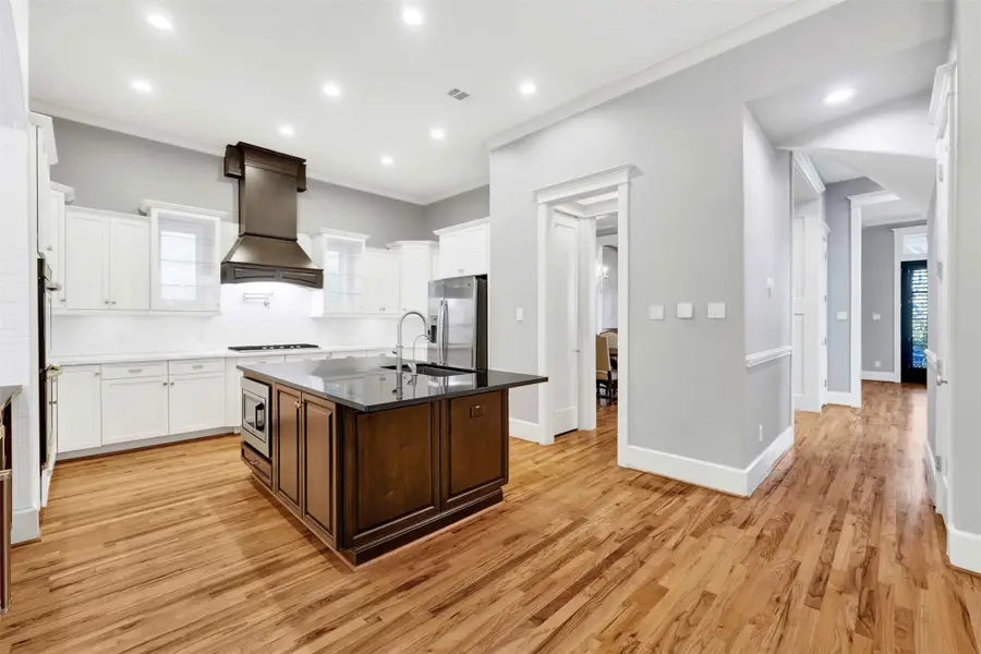 612 Rutland Street, Houston, TX 77007 - Image #2