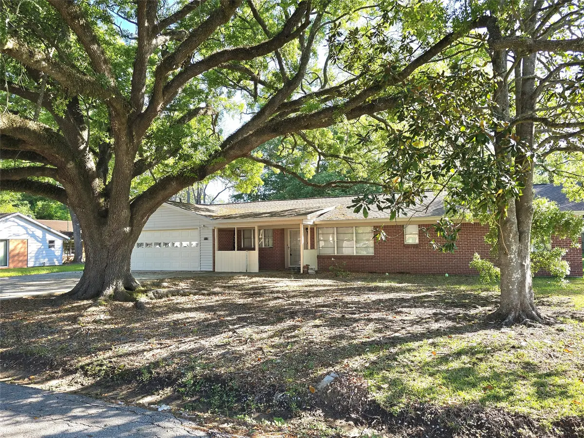 607 S Main Street, Dayton, TX 77535 - #1