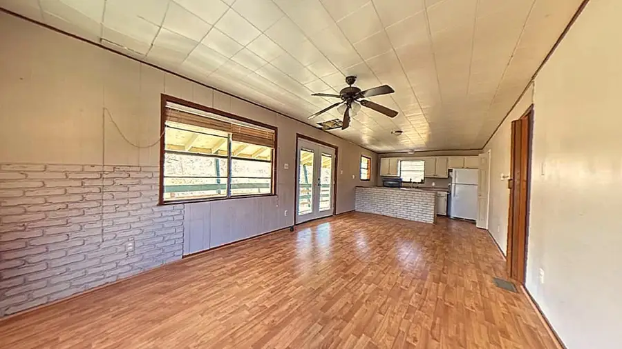 190 White Oak Circle, Point Blank, TX 77364 - #3
