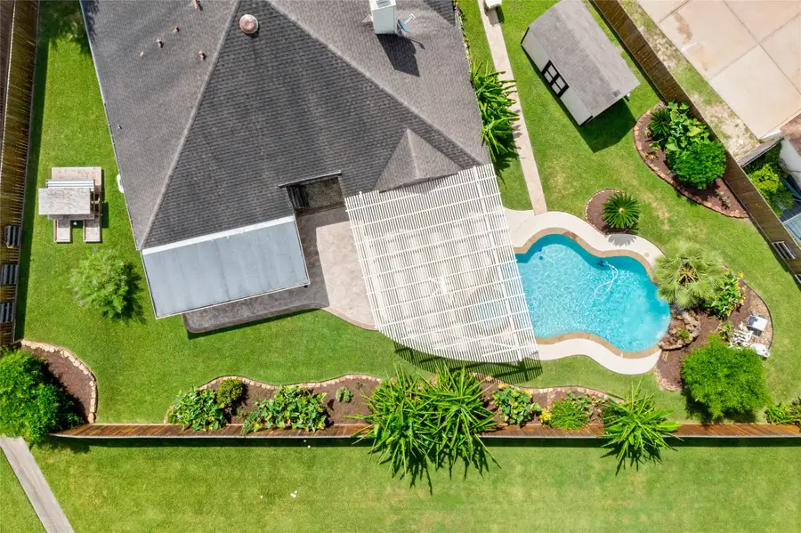 3910 Kimberly Drive, Pearland, TX 77581 - Image #2