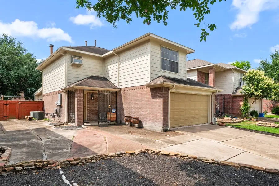 11607 Zarroll Drive, Houston, TX 77099 - Image #2