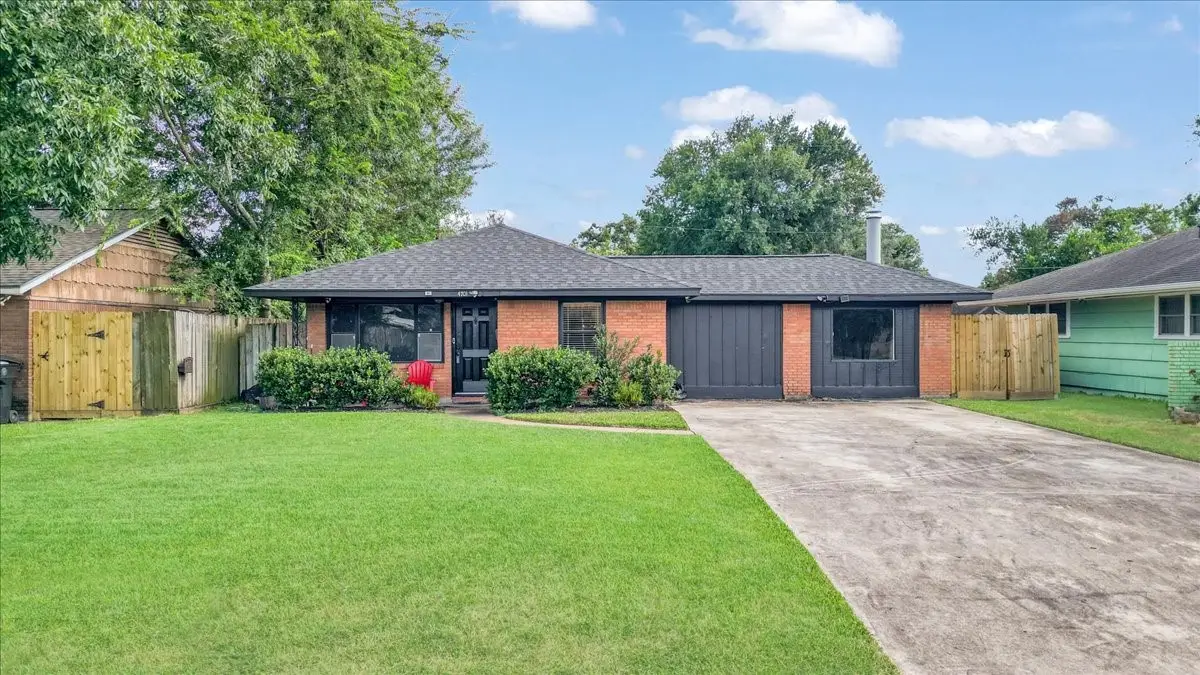 4701 W 43rd Street, Houston, TX 77092 - Image #1