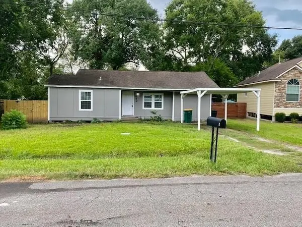 942 Oakstone Street, Houston, TX 77015