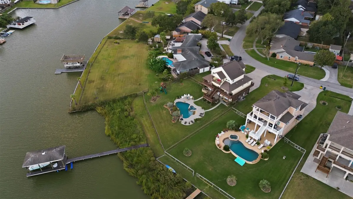 2009 Oceanview Drive, Seabrook, TX 77586 - #1