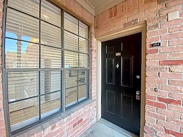 2255 Braeswood Park Drive #204, Houston, TX 77030