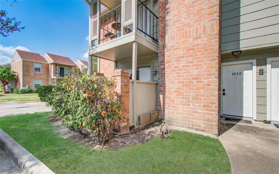 2800 Jeanetta Street #1612, Houston, TX 77063 - Image #3