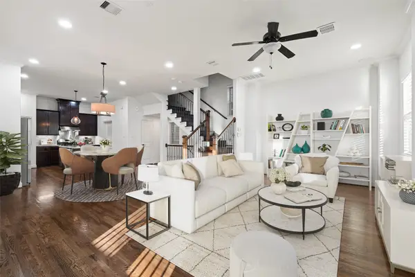 933 W 24th Street #A, Houston, TX 77008