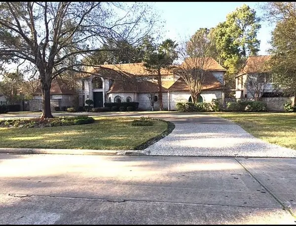 8402 Pheasant Glen Drive, Spring, TX 77379