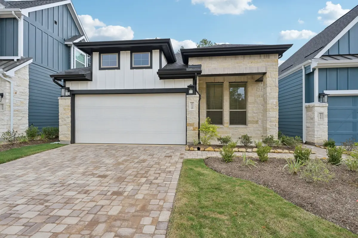 26249 E Outrider Banks Circle, Montgomery, TX 77316 - Image #1