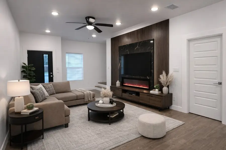 8141 Jeffery Street, Houston, TX 77028 - Image #2