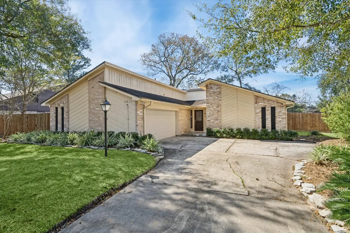 3830 Hansen Drive, Dickinson, TX 77539 - Image #1