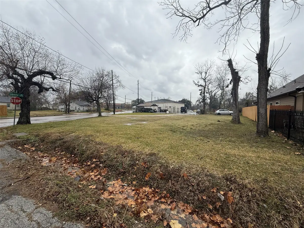 4341 Liberty Road, Houston, TX 77026 - Image #1