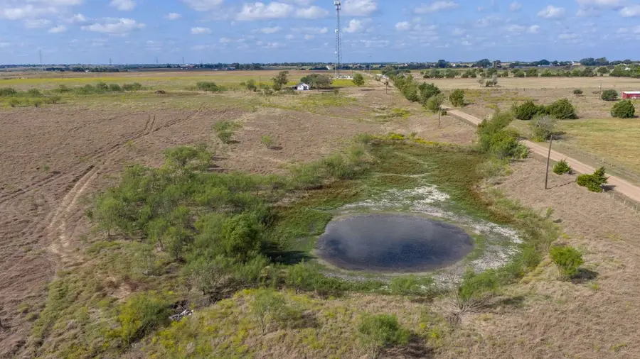 624 Berger Road, La Grange, TX 78945 - Image #3