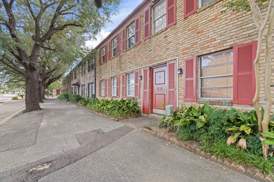 11607 Chimney Rock Road #C, Houston, TX 77035 - Image #3