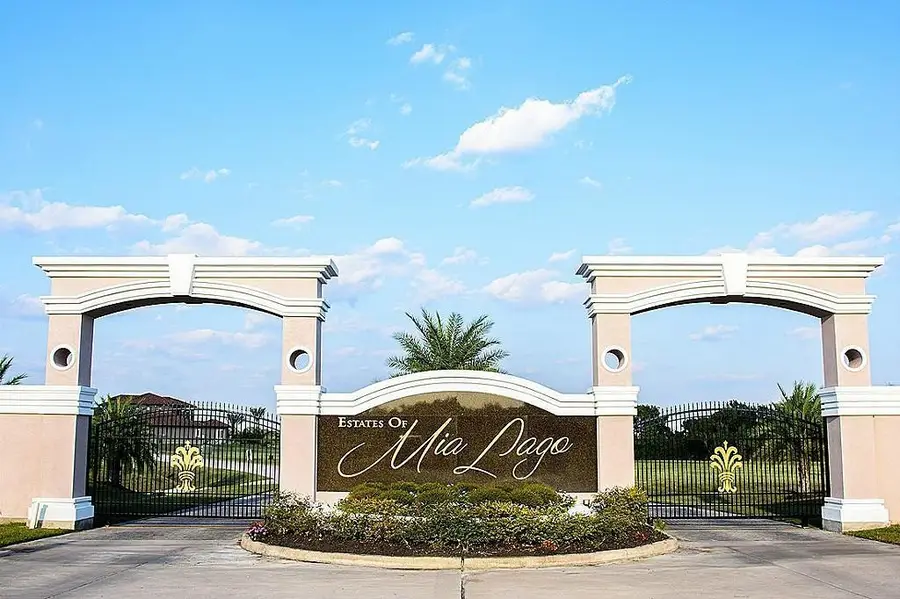 138 Mia Lago Drive, Montgomery, TX 77356 - Image #2