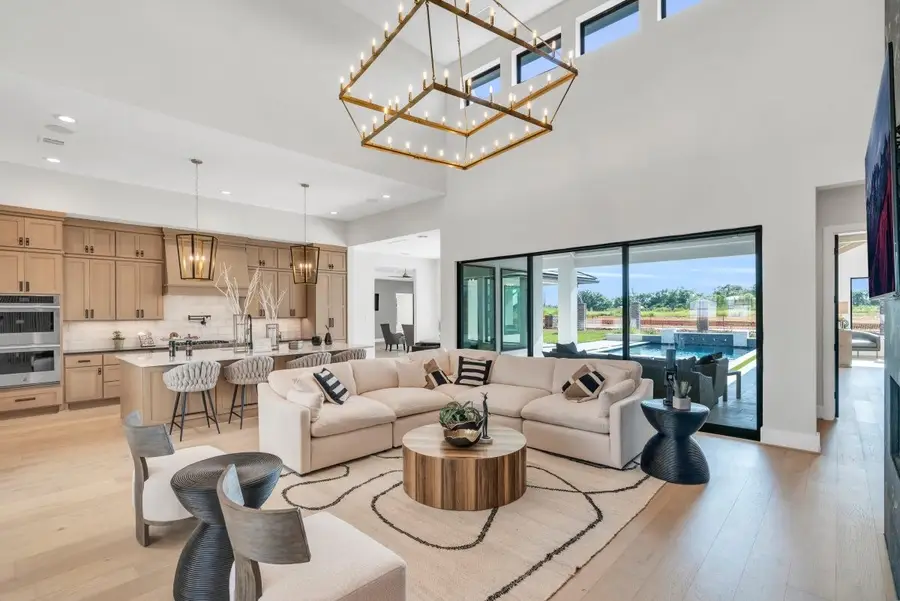 2011 Crown Lake Drive, Missouri City, TX 77459 - Image #2