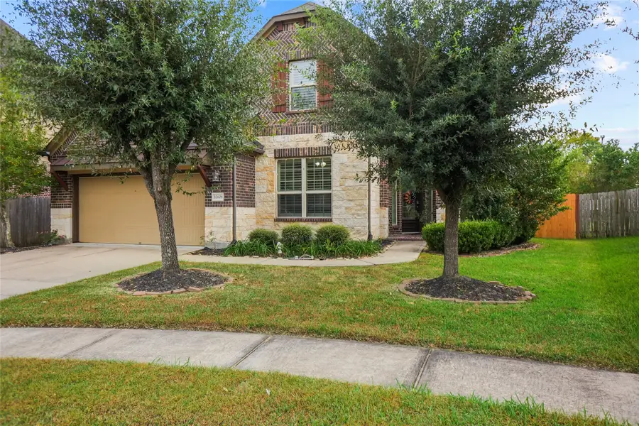 12608 Floral Park Lane, Pearland, TX 77584 - Image #2