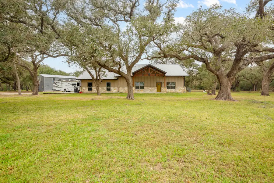 3793 Fm 446, Victoria, TX 77905 - #3