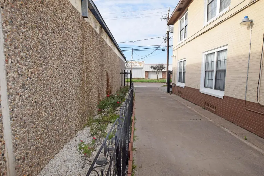 7312 Lawndale Street #4, Houston, TX 77012 - Image #2