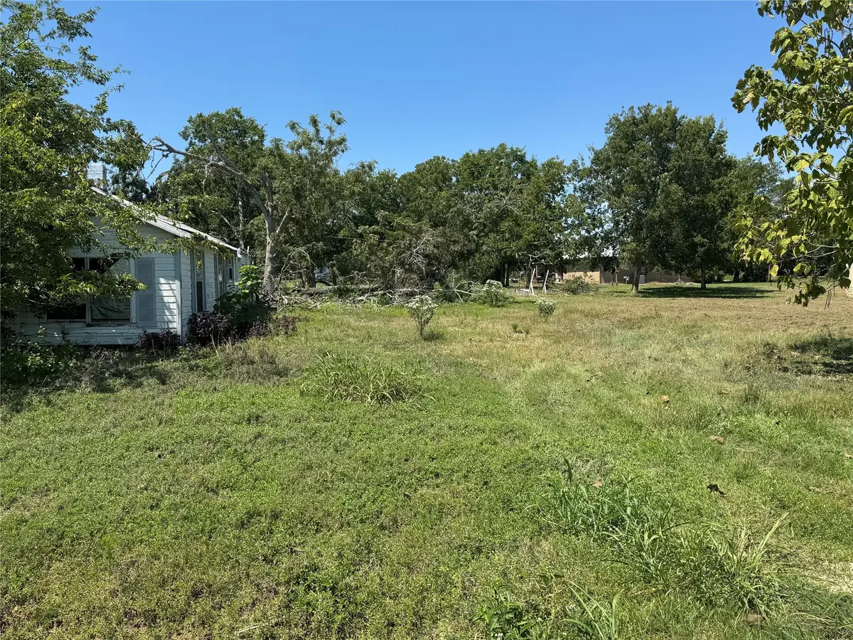 1035 21st St Lot 8, Hempstead, TX 77445 - Image #1