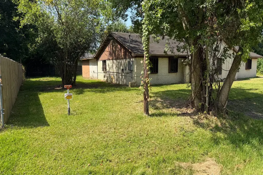 550 E Melville Drive, Crosby, TX 77532 - #2