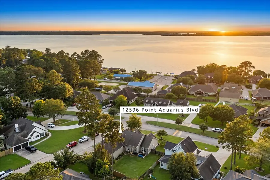 12596 Point Aquarius Boulevard, Willis, TX 77318 - #2