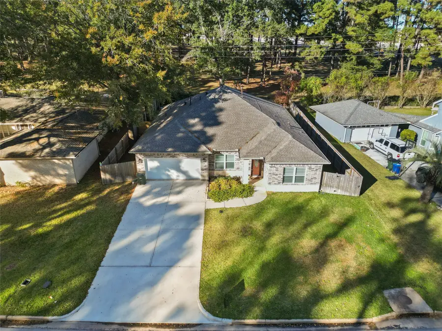 116 Augusta Drive, Huntsville, TX 77340 - Image #2