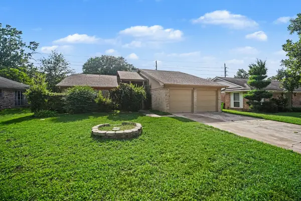 5111 Blueberry Hill Drive, Houston, TX 77084